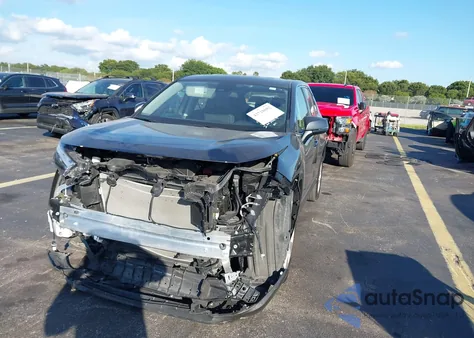 2025 Toyota Rav4 Le z USA, uszkodzony, nr VIN JTMK1RFV4SD131330